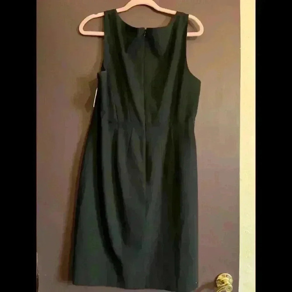 Halogen Women's Black Sleeveless Sheath Dress Career Business Formal Size 14P - Picture 2 of 2